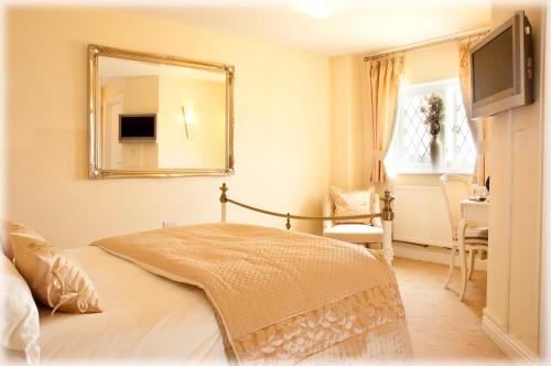 Superior Double Room room in Norfolk Arms Hotel Ringinglow