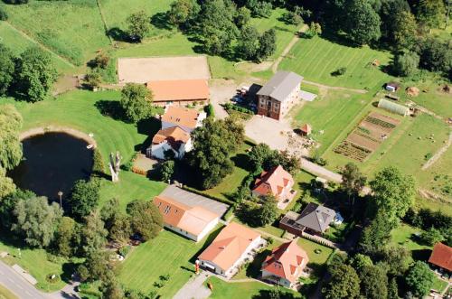 Ferienanlage Gutshaus Gramkow - image 5