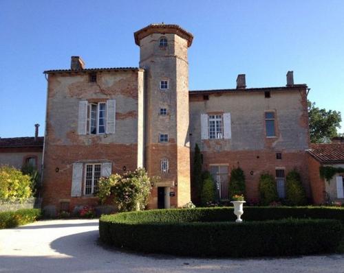 Chateau de Thegra - Accommodation - Balma