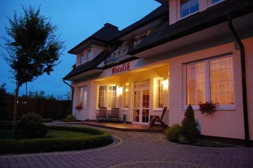 B&B Nowy Dwór Mazowiecki - Hotelik - Modlin Airport - Bed and Breakfast Nowy Dwór Mazowiecki