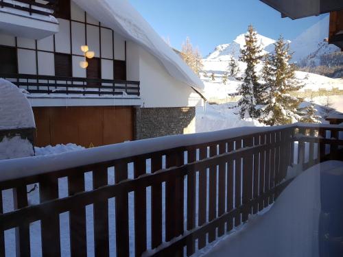  Apartment La Gleisa 3 in Sestriere