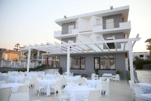 Hotel Dolce Stella - image 8