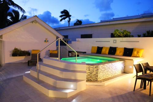 Piscine, Villa Boscardi in Belize City