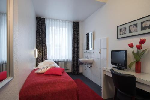 Hotel Brandenburger Hof - image 8