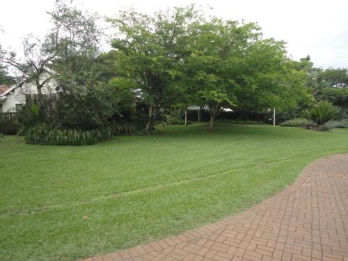 花園, Ascot Inn in 彼得馬里茨堡