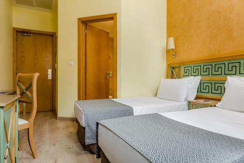 Exe Domus Aurea - image 10