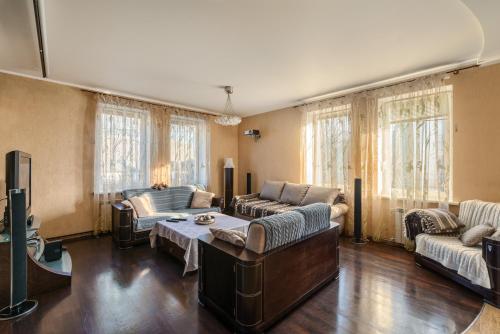 Villa de Jardin in Sviatopetrivske