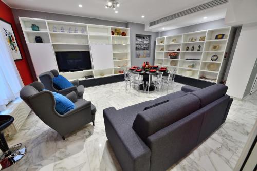 The Roman Residence, Roma
