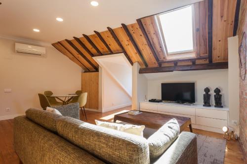 Bairrus Lisbon Apartments - Principe Real/Brick - image 11
