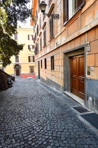 The Roman Residence - image 9
