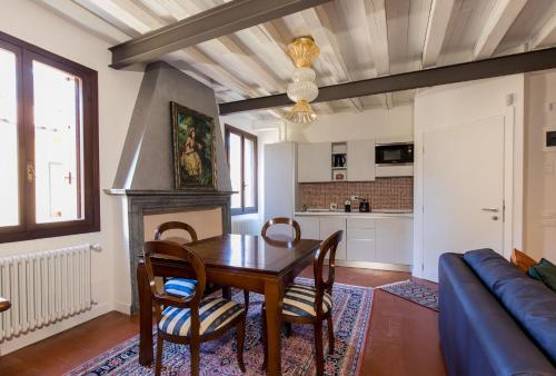 Residenza Vescovado - image 2