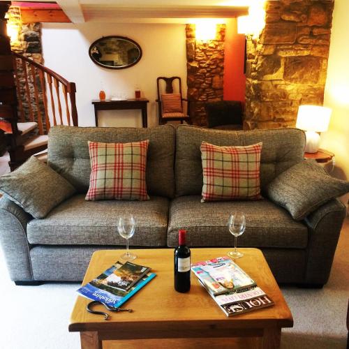 The Horseshoe Inn - image 8