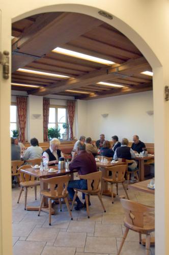 Weingut-Pension Stockingerhof - image 2