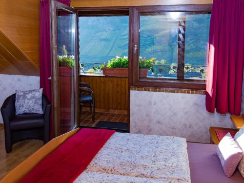 Bed & Breakfast Sandra Müller (Bed & Breakfast Sandra Muller) in Burg (Mosel)