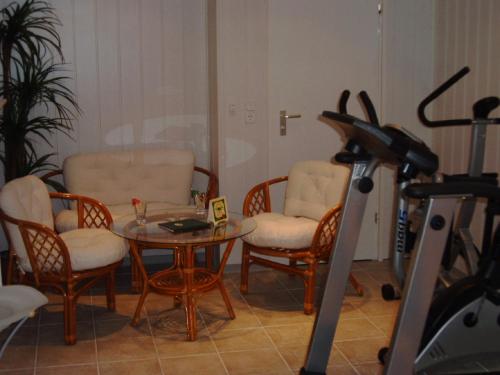 Hotel Pension Haus Berghof - image 4