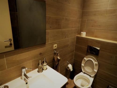 amaris hotel slipi