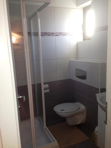 Rooms Grof, Tar (photo 11)