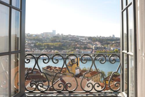 Mo House, Porto