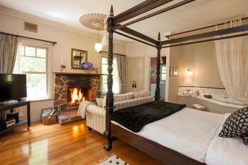 Merrow Cottages - Forest Edge - Accommodation - Mount Dandenong