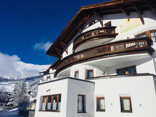 Hotel Garni Apart Elfriede, Fiss bei Angedair