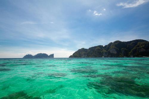 The Cove Phi Phi