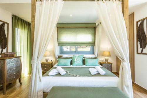 Contessa del Mare - Beachfront Living by etouri - image 5