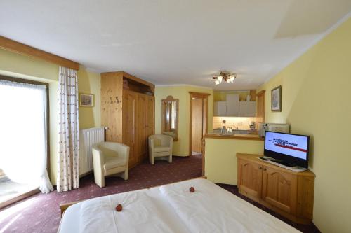 Pension und Apartments Landhaus Marie in Leutasch