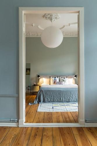 Brilliant Apartments - image 5