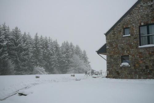 Le Bernister parking privé – Malmedy, MI