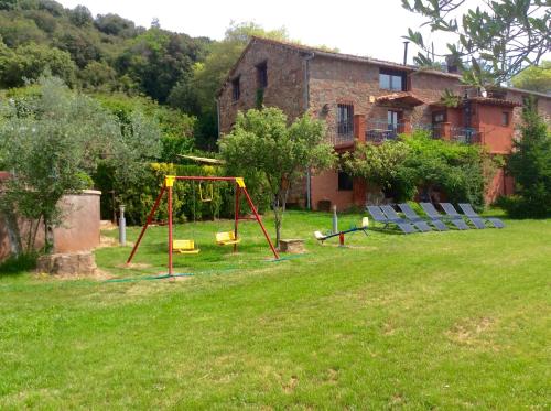 . Casa rural con piscina y vistas al valle - Cal Pallarès