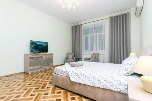 VIP 2 bedroms right near Khreashatik - image 5