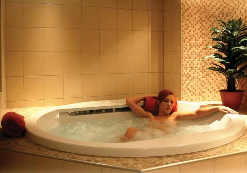 Gyógyfürdő, paNOORama appartementen in Verspreide huizen