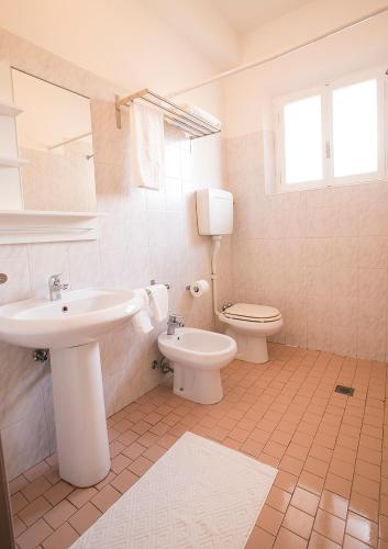 Hotel 21 Riccione - image 3