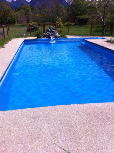 Zwembad, Cabanas Rukanarki in Quetroleufu