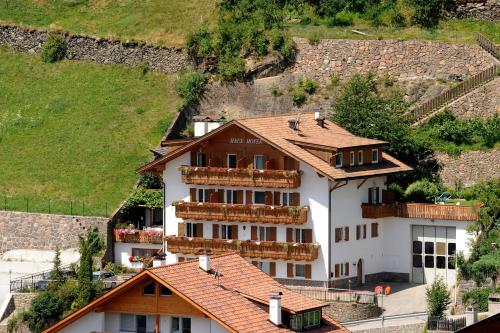 Haus Hofer - Apartment - Barbiano