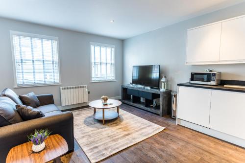 Suite Life Serviced Apartments - Old Town - image 9