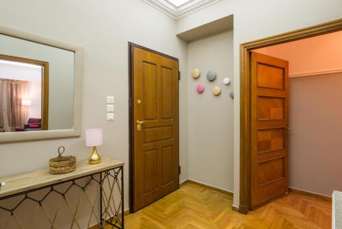 Capricorn - Luxurious apartment in Kolonaki - image 5