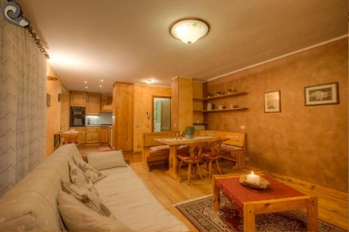 Appartamenti Lo Scoiattolo - Noce e Nocciola Appartamenti Lo Scoiattolo - Noce e Nocciola