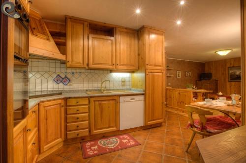 Appartamenti Lo Scoiattolo - Noce e Nocciola Appartamenti Lo Scoiattolo - Noce e Nocciola