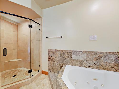 831 Patricia Cabin - image 2