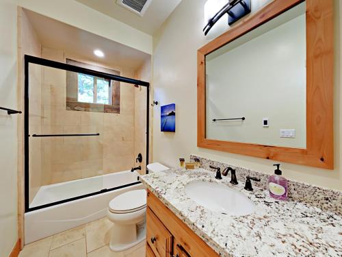 831 Patricia Cabin - image 4
