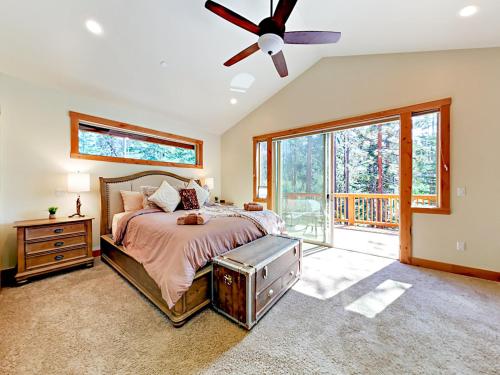 831 Patricia Cabin - image 7
