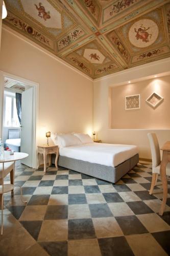 Little Queen Suite - image 7