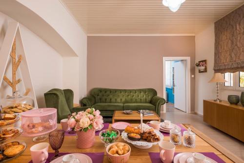 Casa Arokaria near Monumental Olive Tree of Vouves