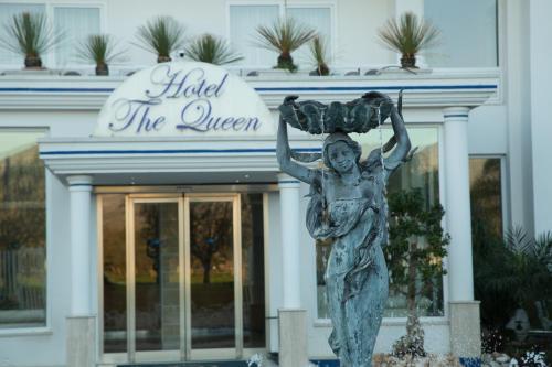 Hotel The Queen