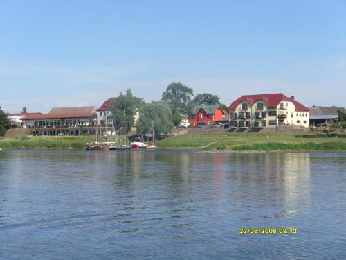 Elbterrassen zu Brambach in Dessau, Deutschland