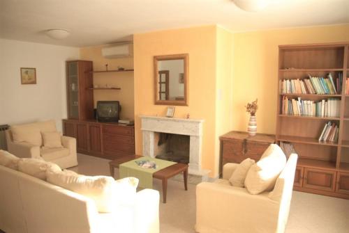  Mon Perin Castrum - Casa Francesca in Bale