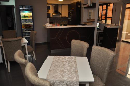 Hotel Prima, Pristina (photo 10)