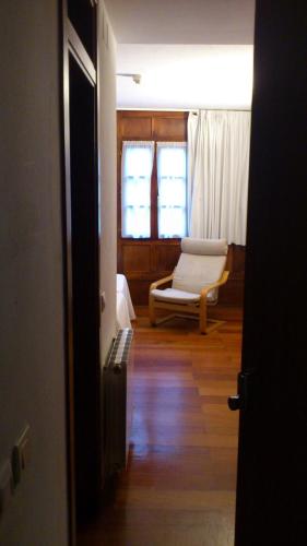 La Plaza I - image 13