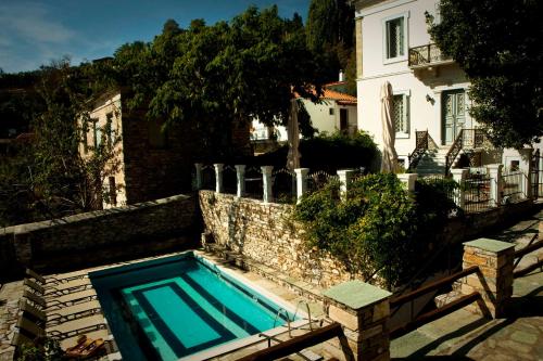 Agios Georgios Nilias Hotels